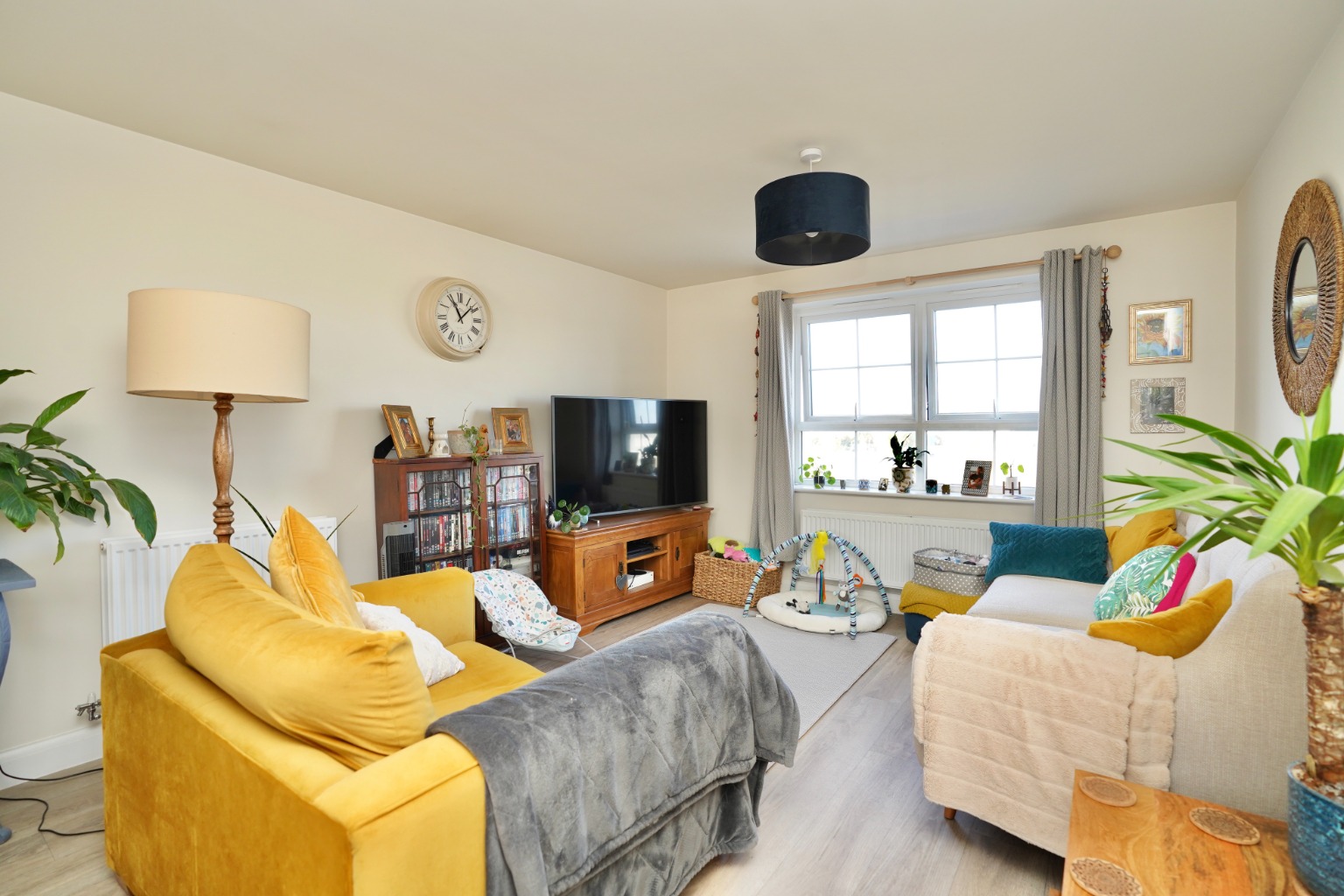 2 bed flat for sale in Butcher Drive, Huntingdon 1