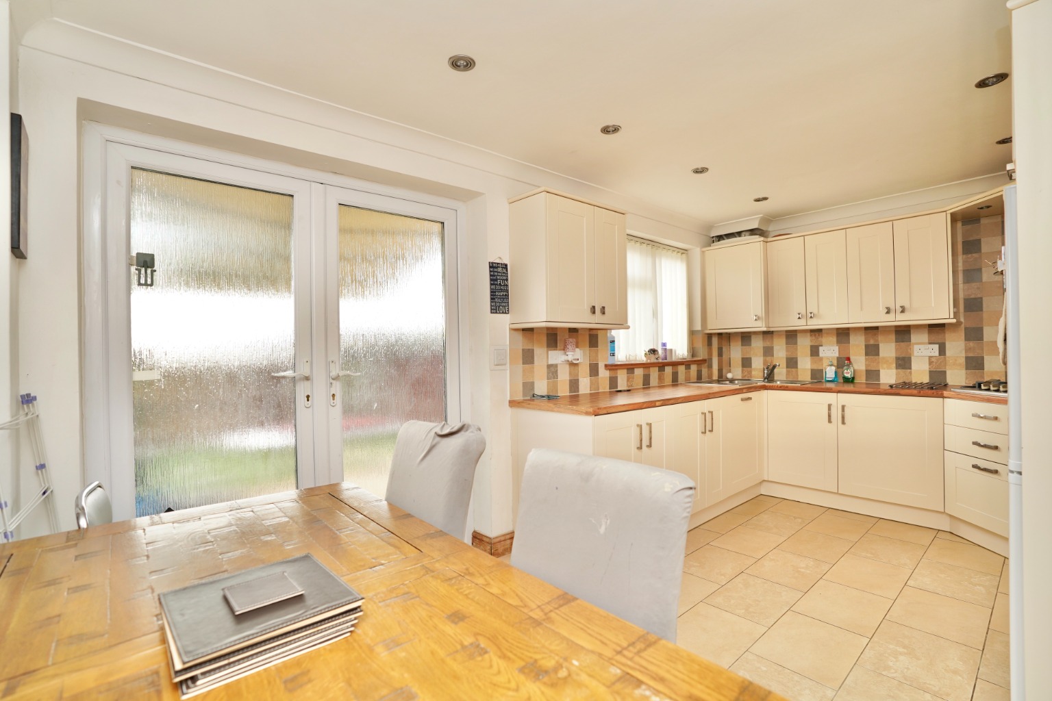 3 bed end of terrace house for sale in Prospero Way, Huntingdon 1