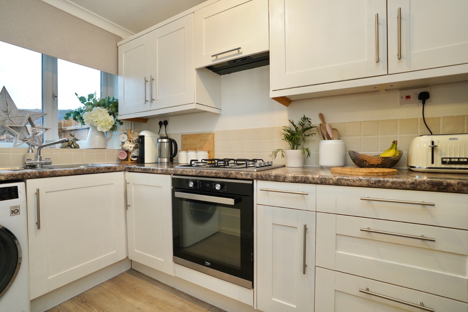 3 bed terraced house for sale in Stour Close, St. Ives  - Property Image 3
