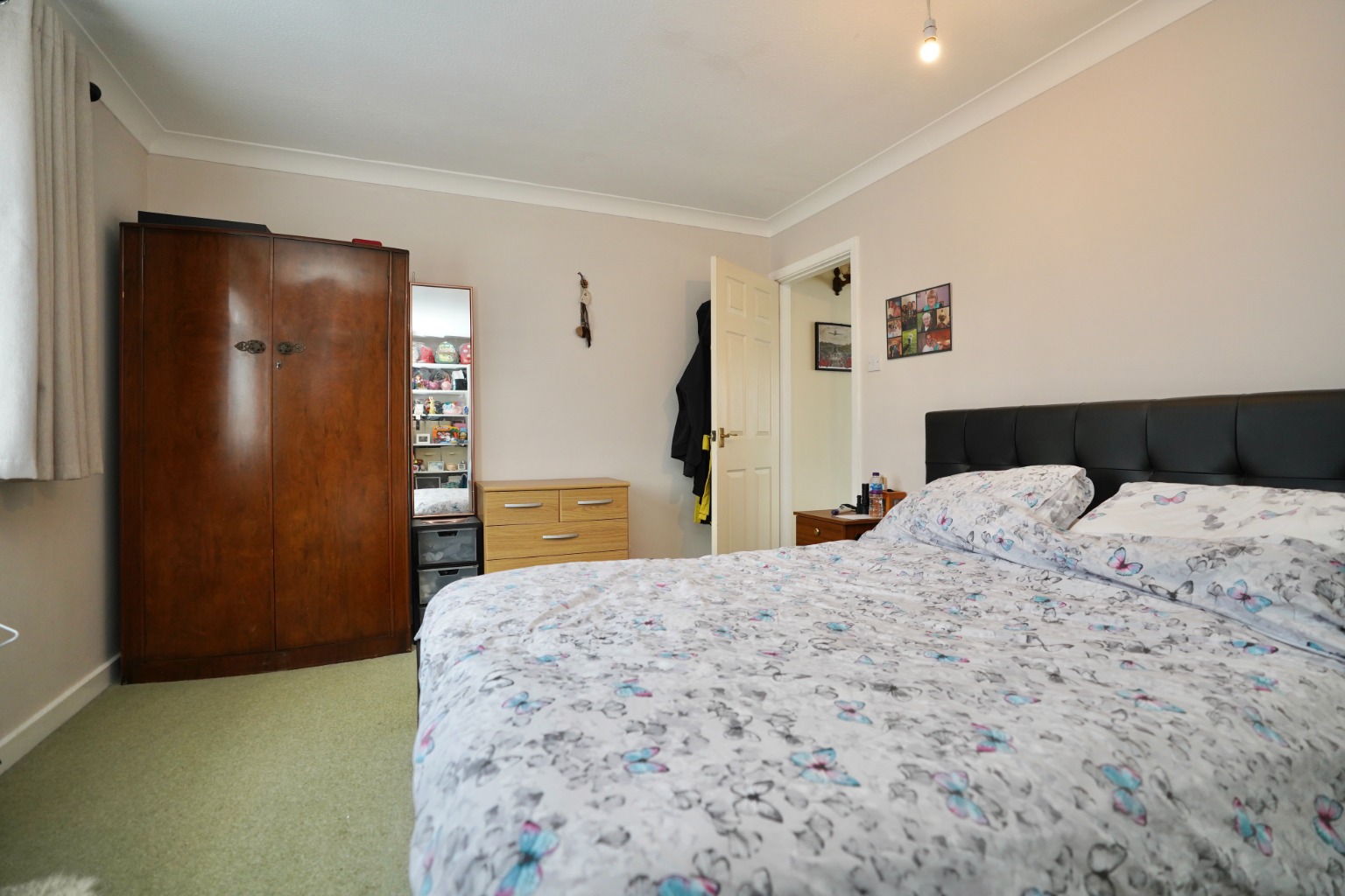 2 bed semi-detached house for sale in Lancelot Way, Huntingdon  - Property Image 6