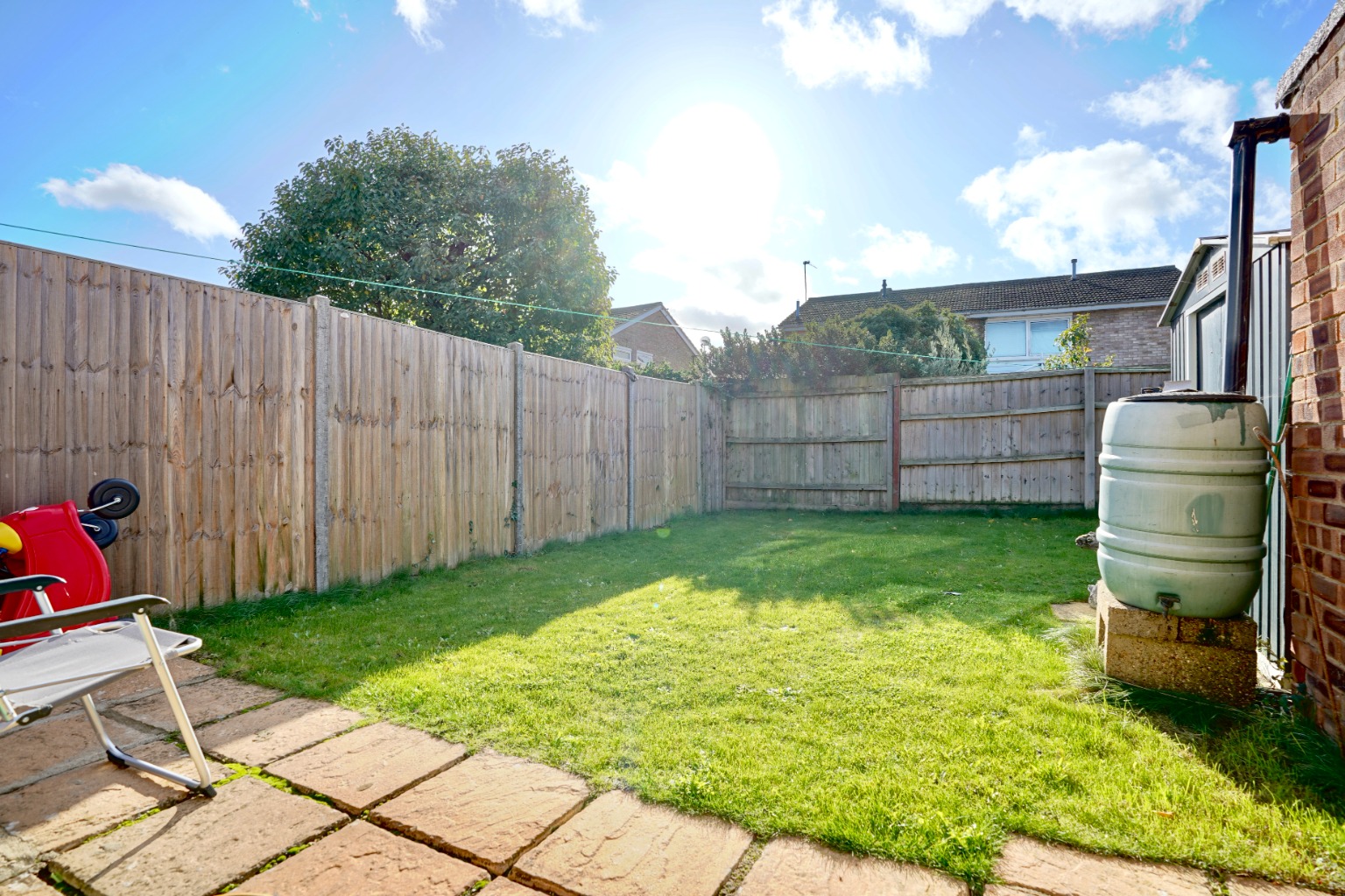 2 bed semi-detached house for sale in Lancelot Way, Huntingdon  - Property Image 8