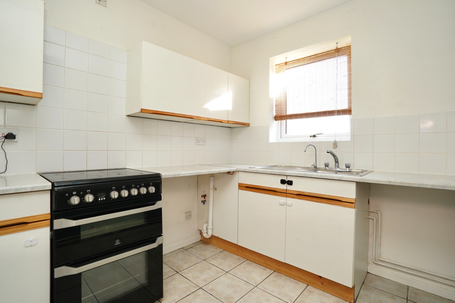 2 bed flat for sale in Ullswater, Huntingdon 1