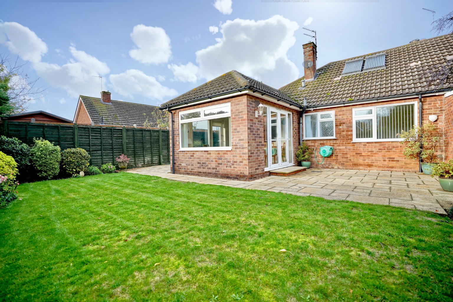 2 bed semi-detached bungalow for sale in Cedar Road, St Ives  - Property Image 4