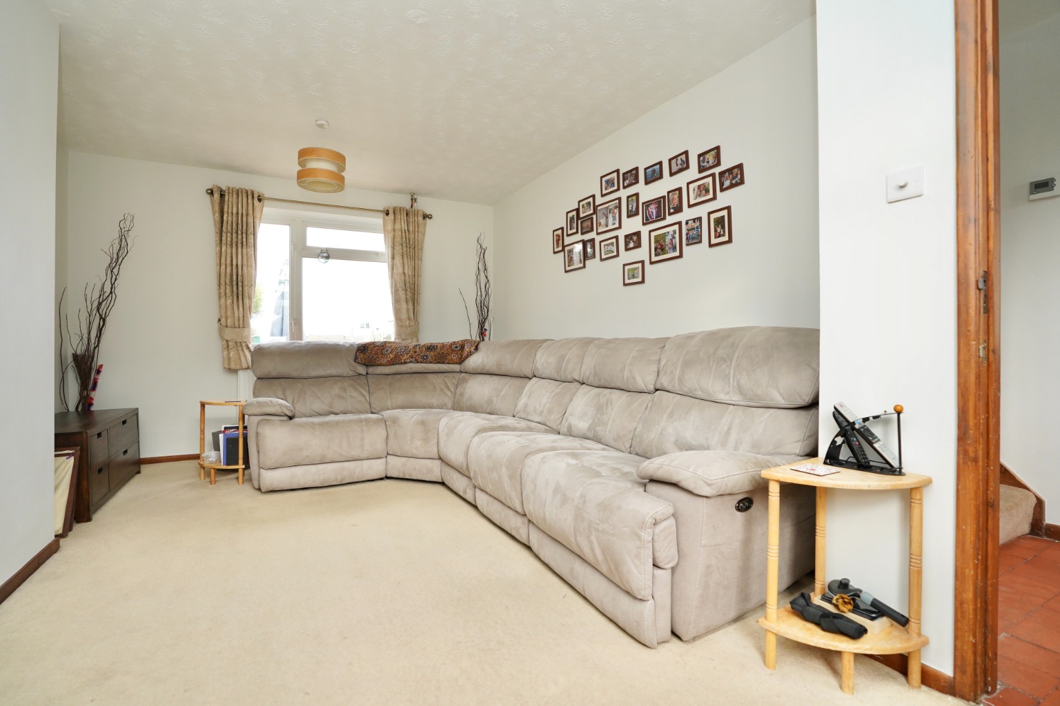3 bed semi-detached house for sale in Coronation Avenue, Huntingdon  - Property Image 7
