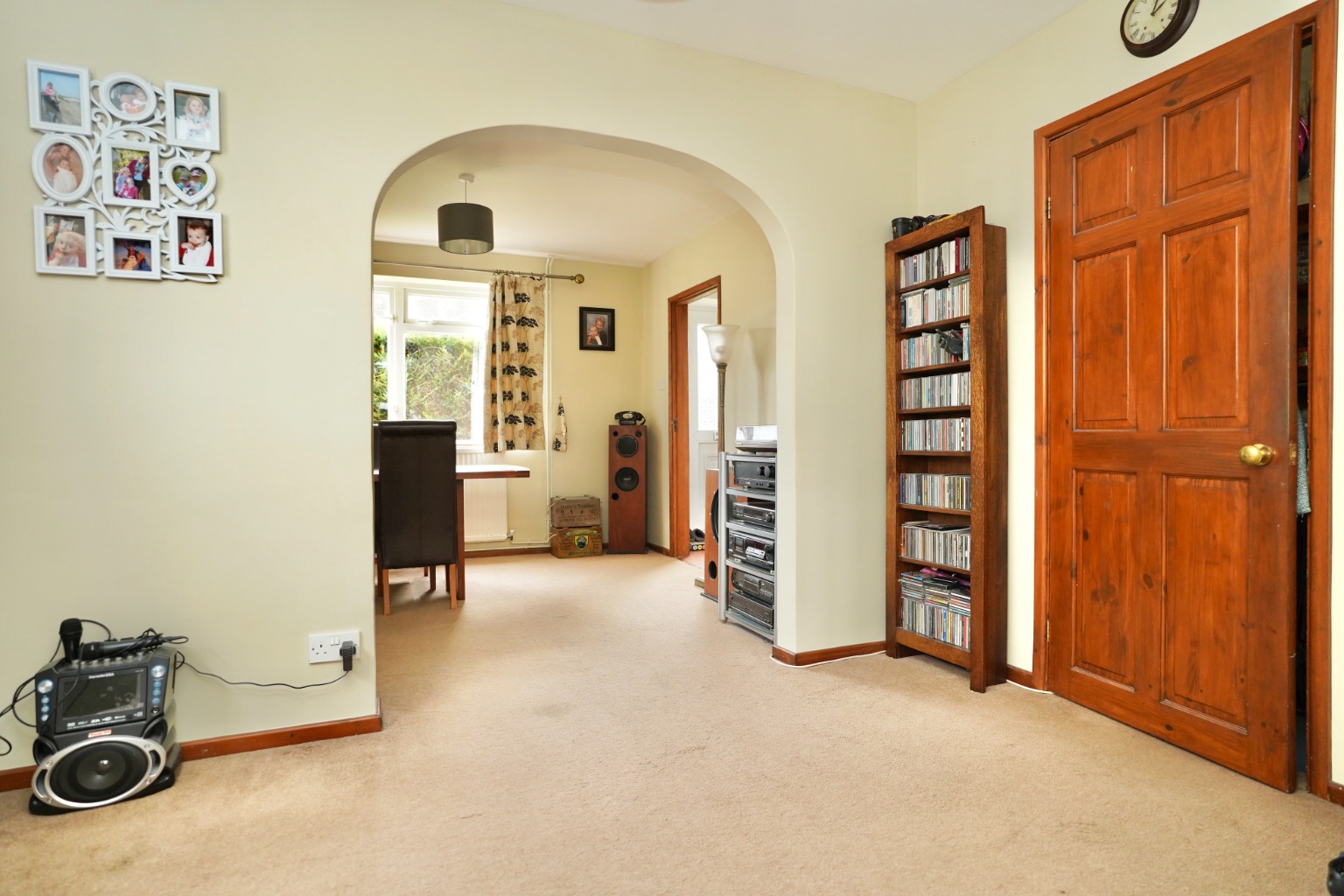 3 bed semi-detached house for sale in Coronation Avenue, Huntingdon 5