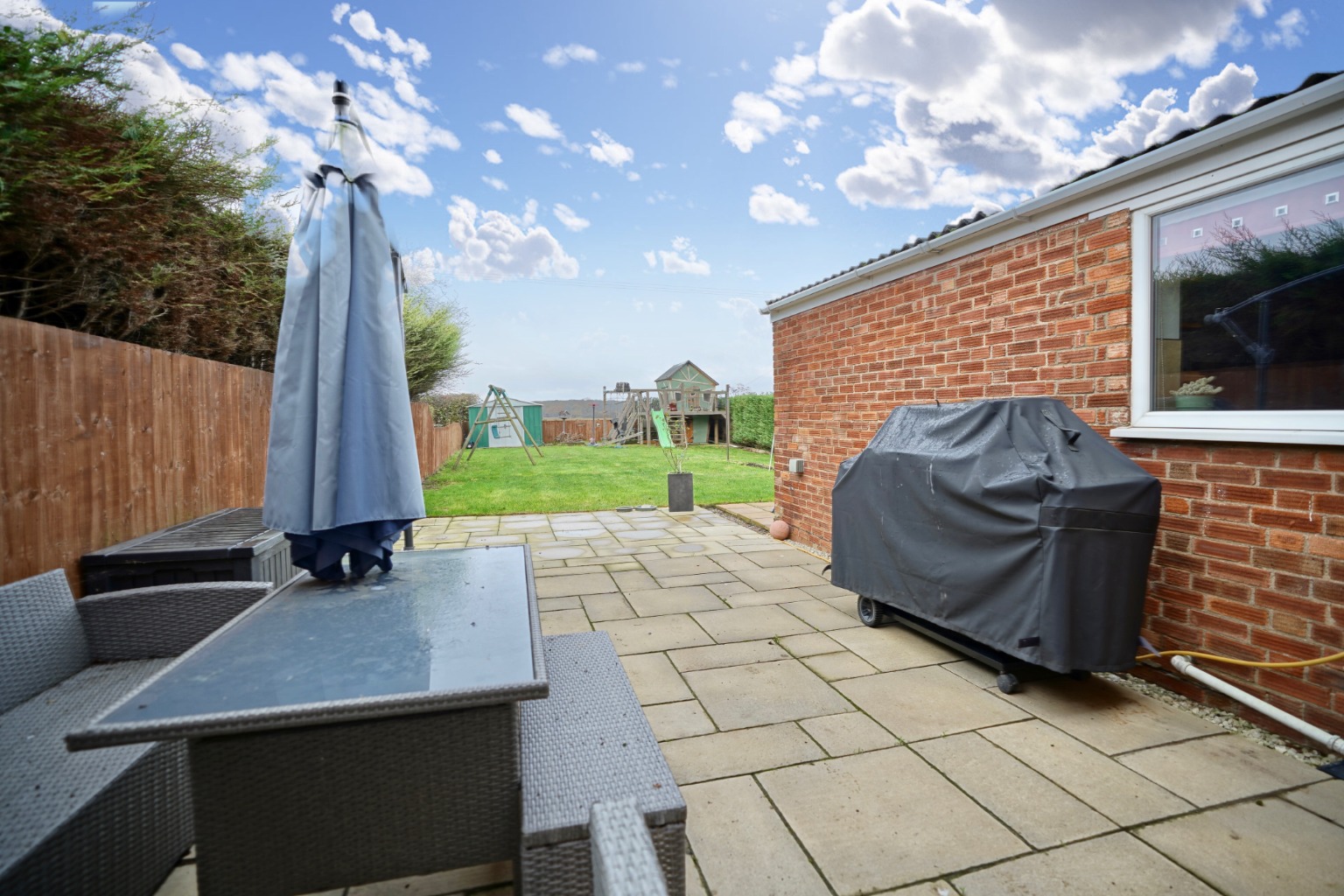 3 bed semi-detached house for sale in Coronation Avenue, Huntingdon 19