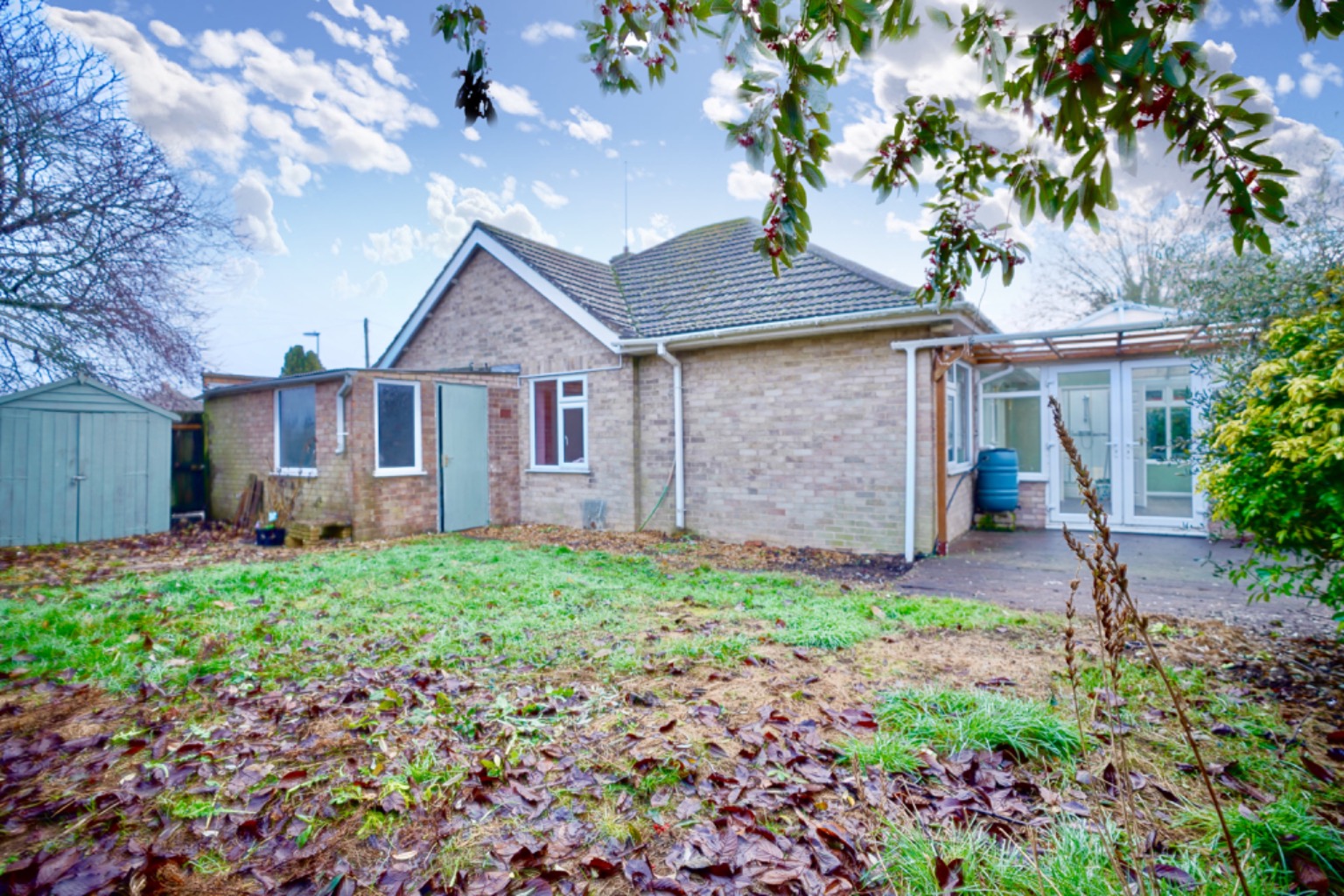3 bed detached bungalow for sale in Mayfield Road, Huntingdon 11