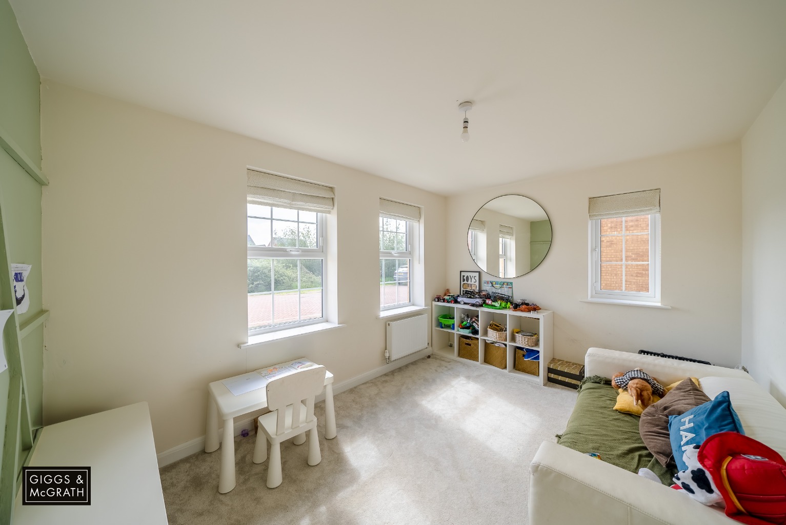 5 bed detached house for sale in Eldrida Drive, Huntingdon 8