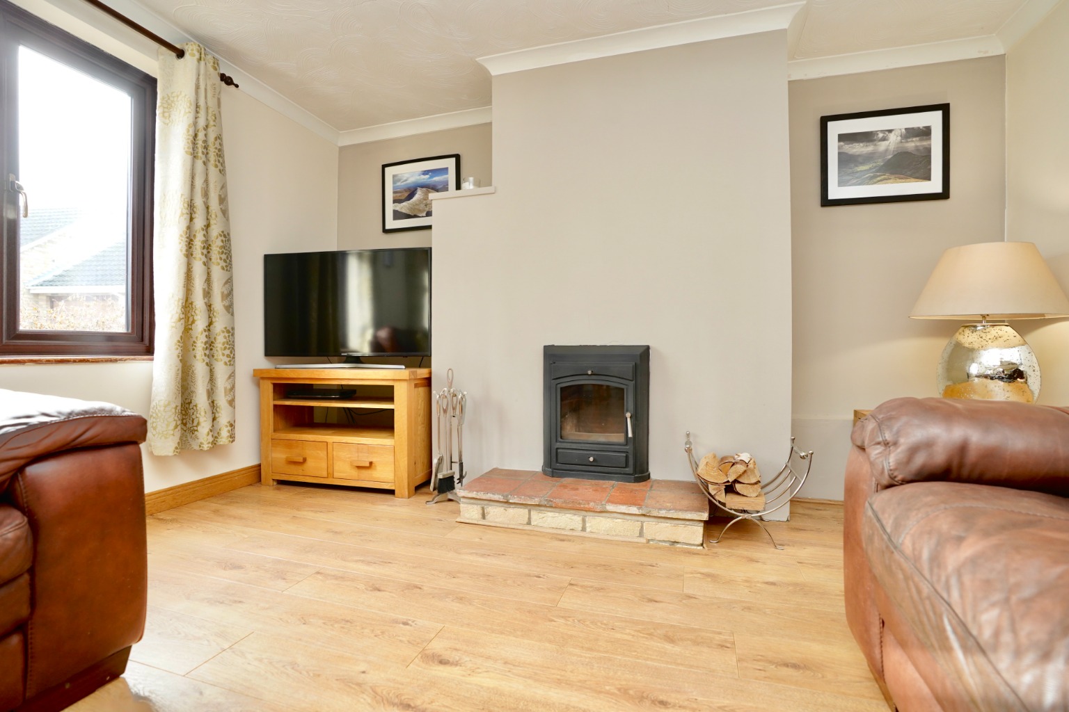 3 bed end of terrace house for sale in Warboys Road, Huntingdon 6