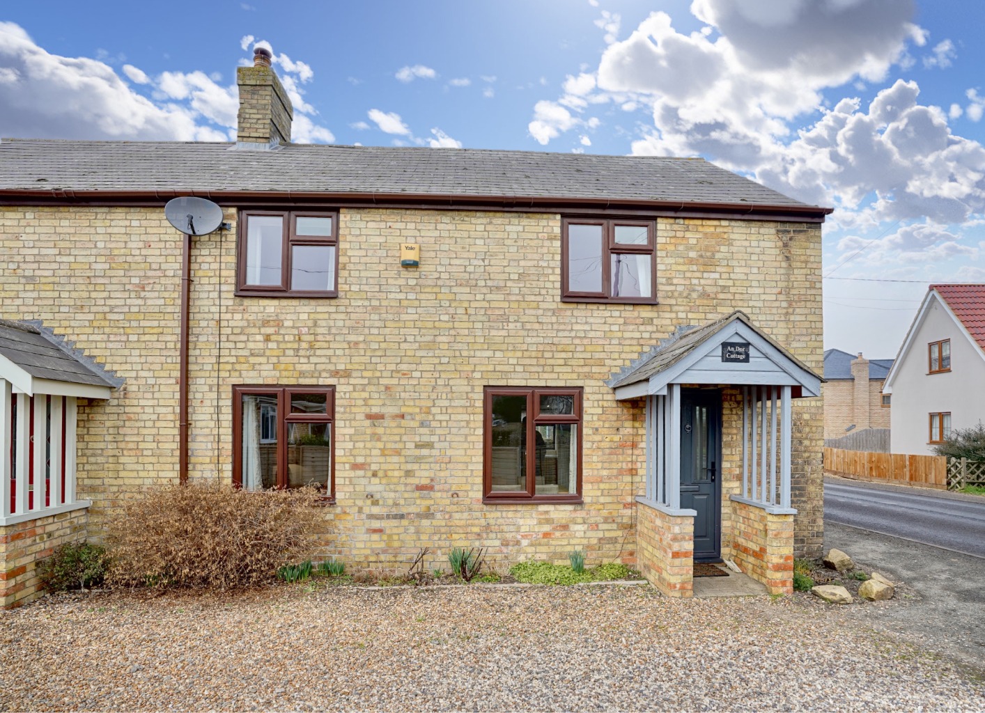 3 bed end of terrace house for sale in Warboys Road, Huntingdon, PE28