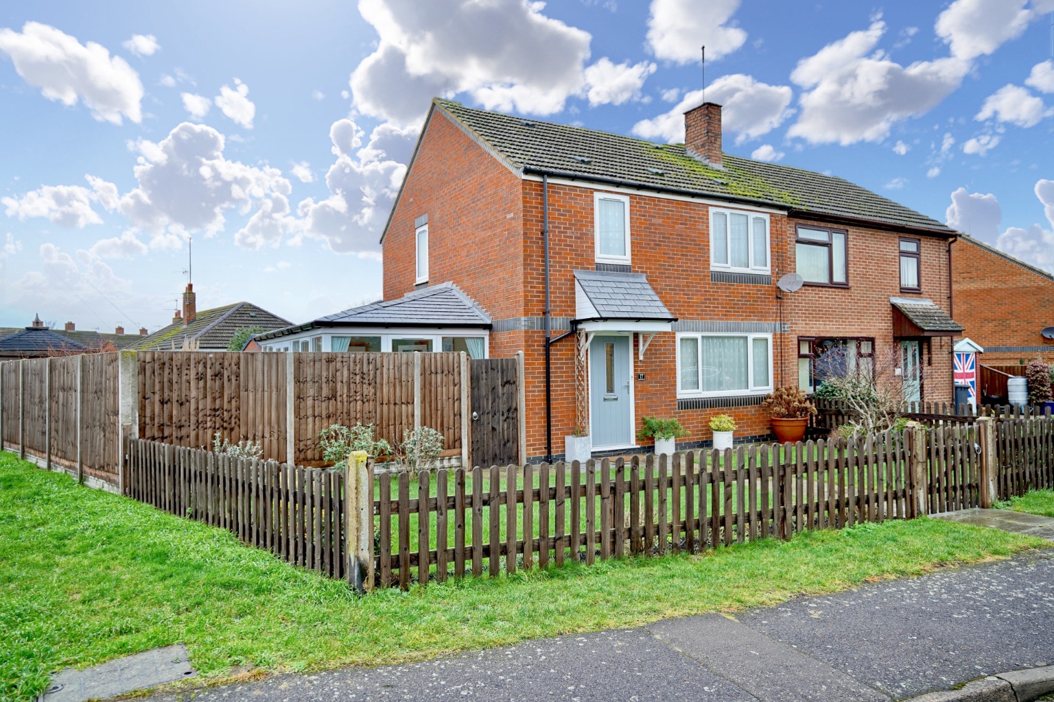 3 bed semi-detached house for sale in Anderson Crescent, Huntingdon  - Property Image 1