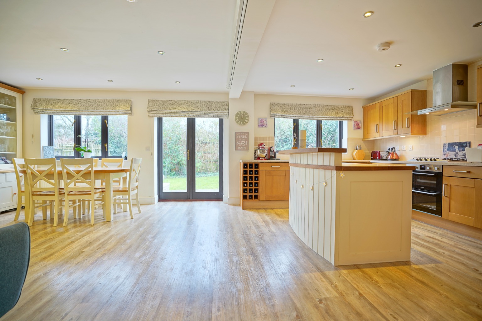 4 bed detached house for sale in James Wadsworth Close, Cambridge  - Property Image 2