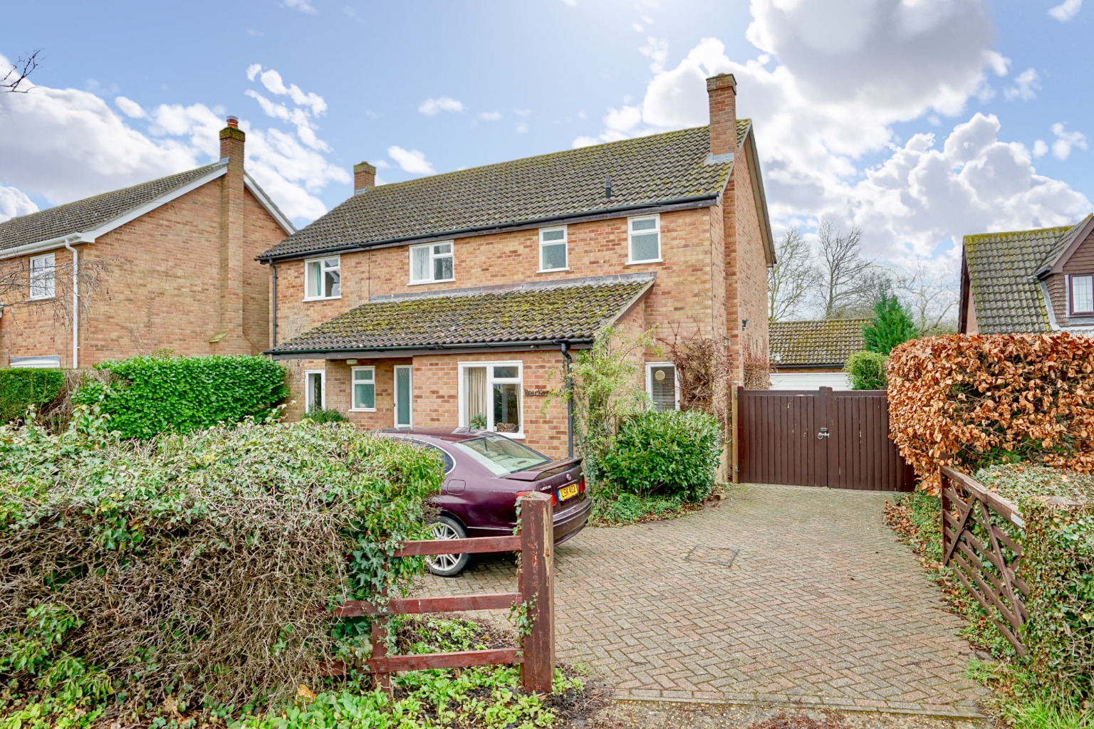 4 bed detached house for sale in High Street, Huntingdon, PE28