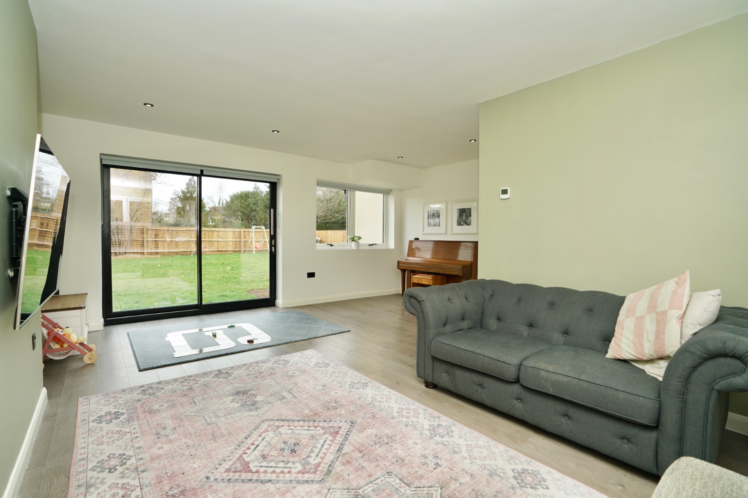 4 bed detached house for sale in Tithe Close, Huntingdon  - Property Image 7
