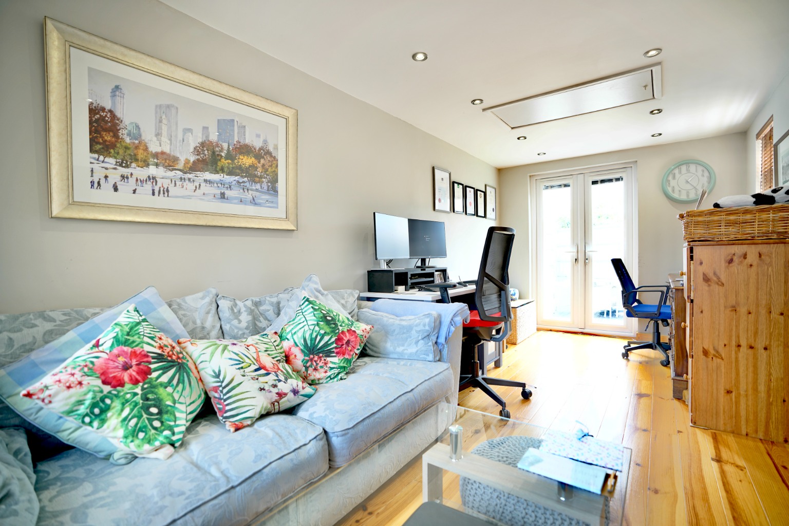 3 bed detached house for sale in Elizabethan Way, Huntingdon 4