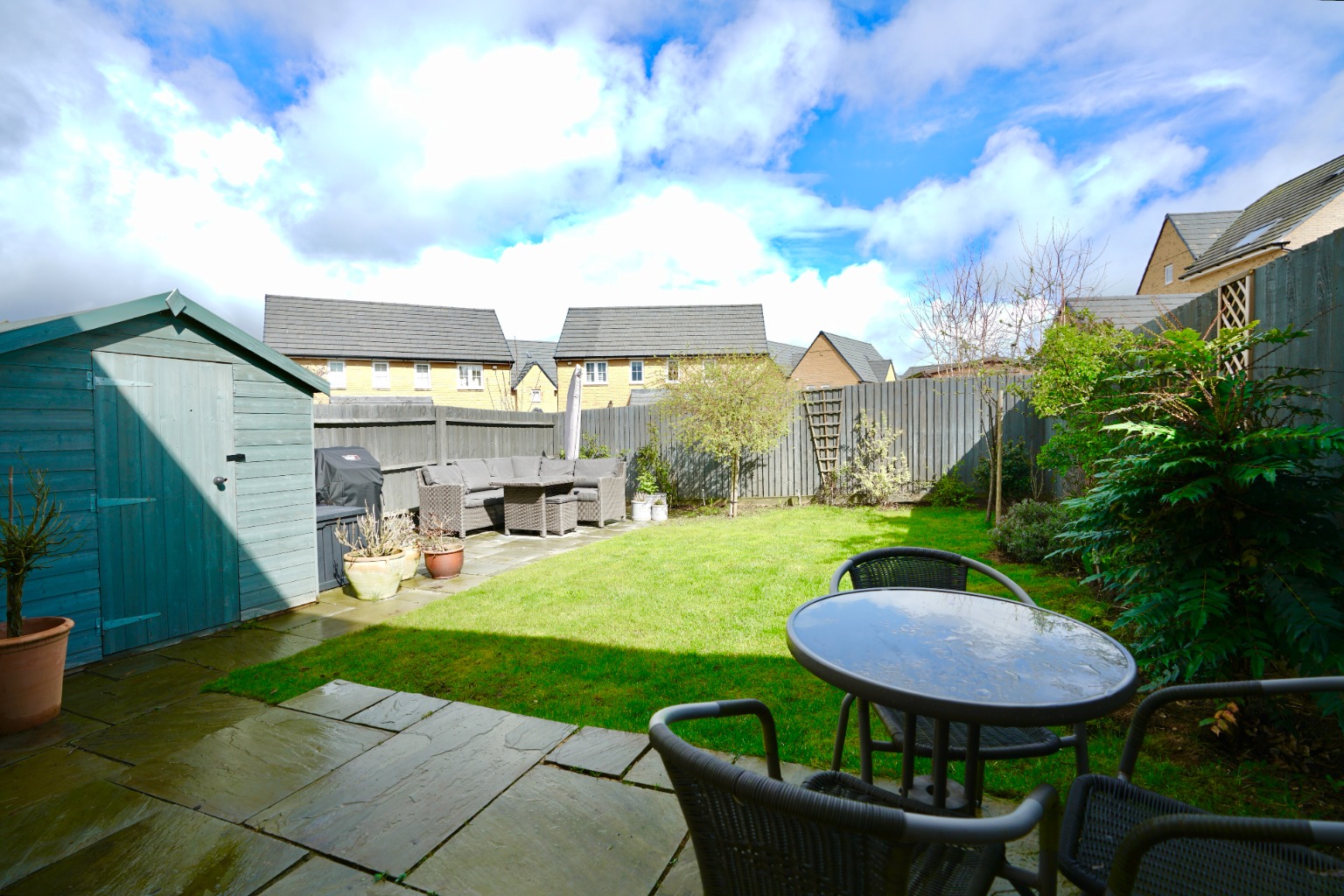 3 bed semi-detached house for sale in Brudenell, Huntingdon 15