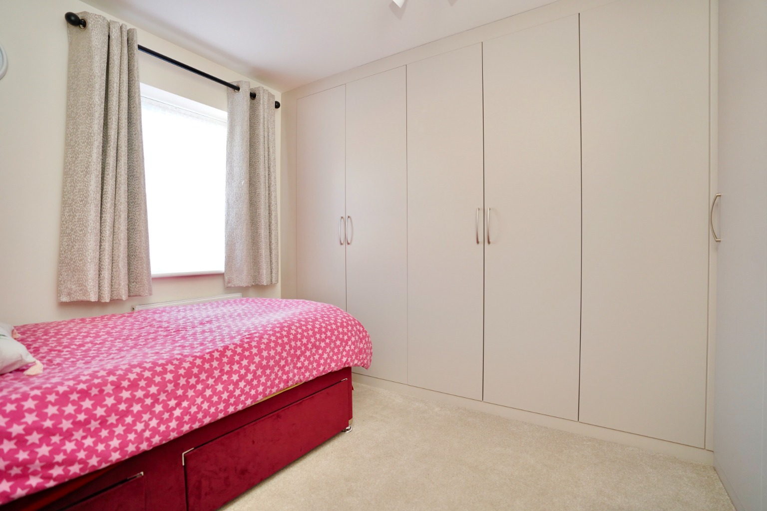 4 bed detached house for sale in Saxon Way, Huntingdon 13