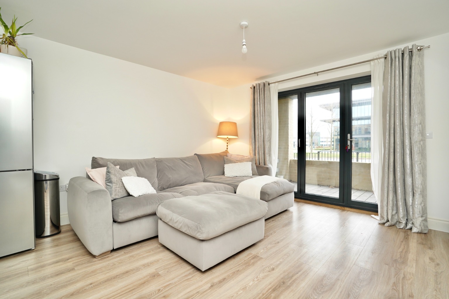 1 bed flat for sale in Cartwright Close, Huntingdon 2