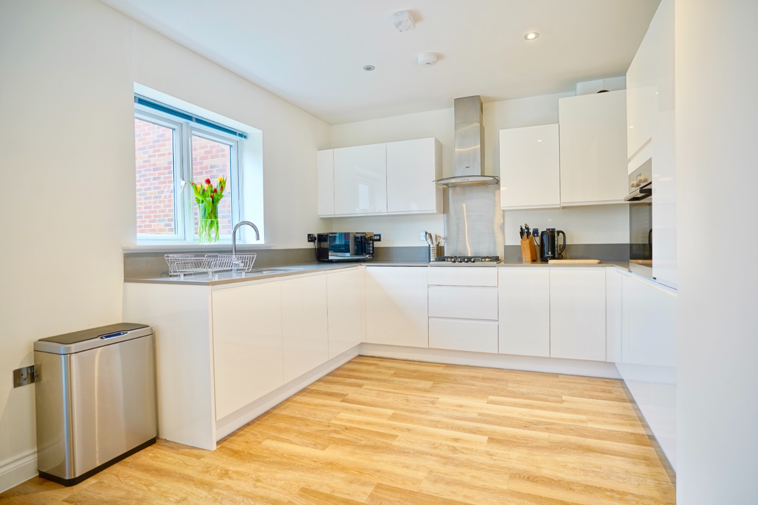 3 bed semi-detached house for sale in Hetley Close, Huntingdon 1