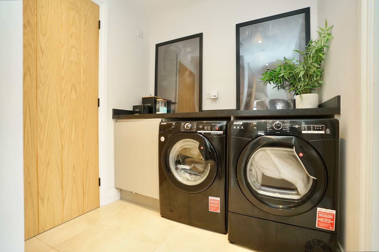 3 bed detached house for sale in High Street, Huntingdon 8