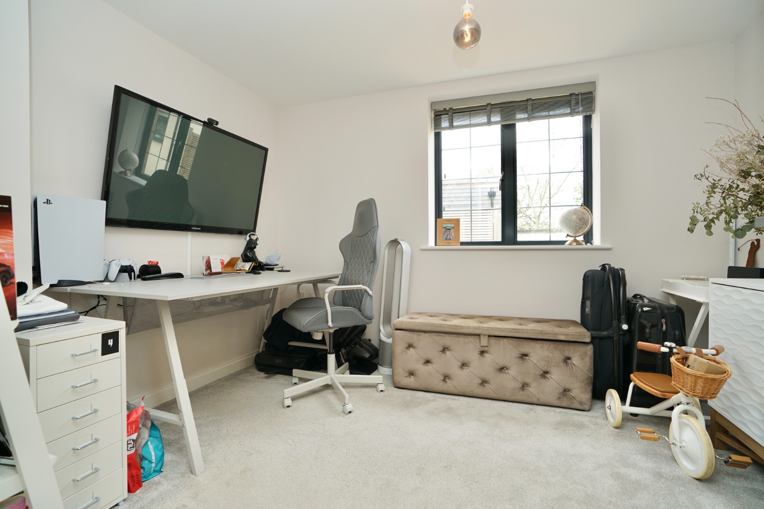 3 bed detached house for sale in High Street, Huntingdon 6