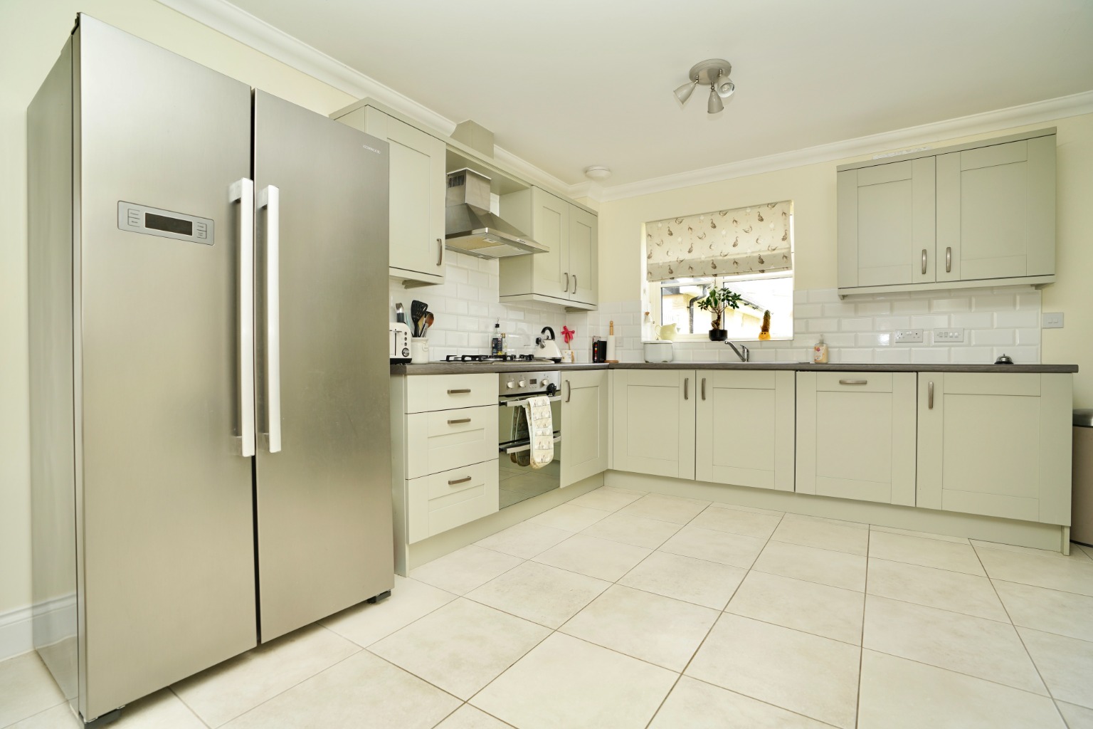 3 bed detached house for sale in Carnaile Road, Huntingdon  - Property Image 6
