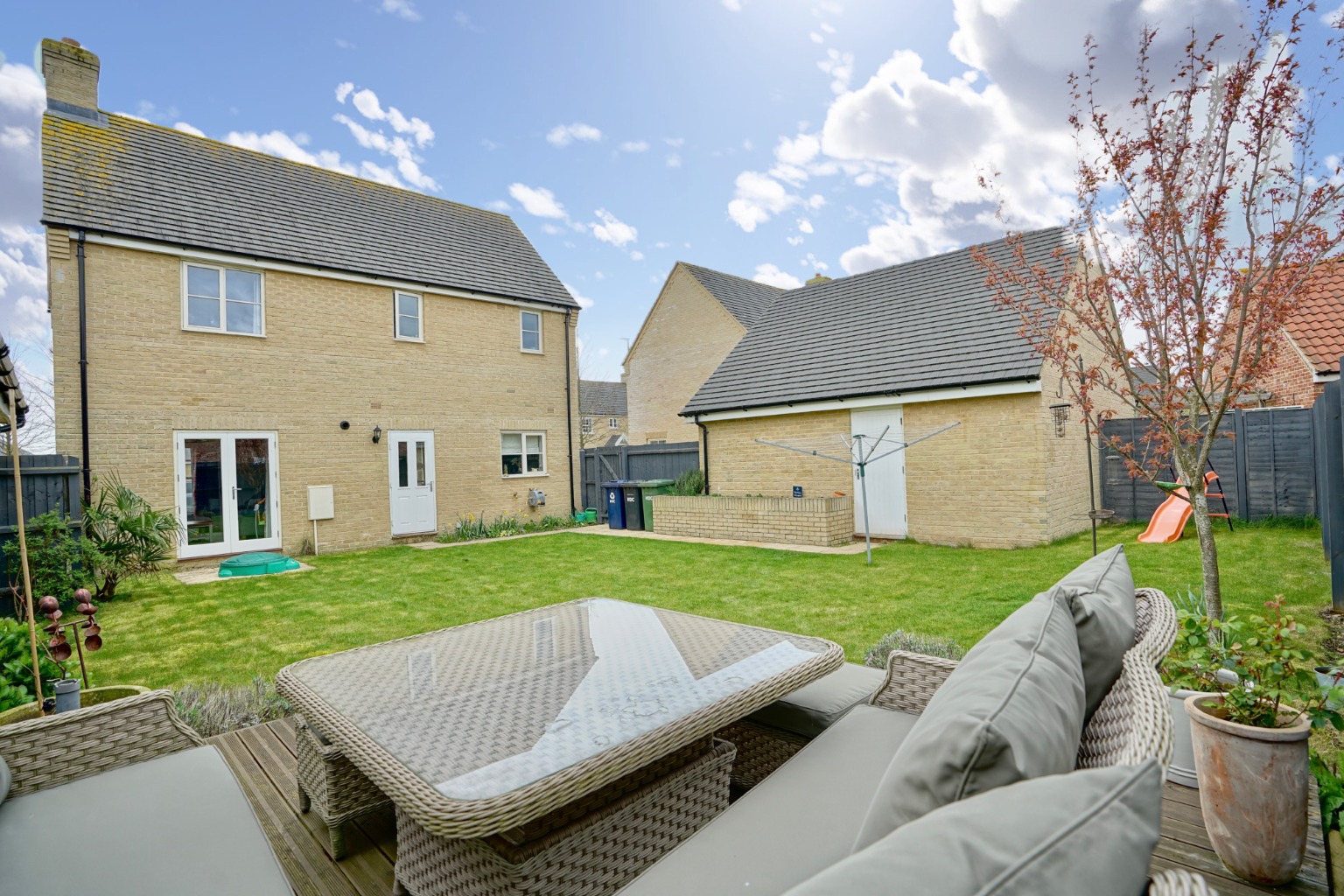 3 bed detached house for sale in Carnaile Road, Huntingdon  - Property Image 15