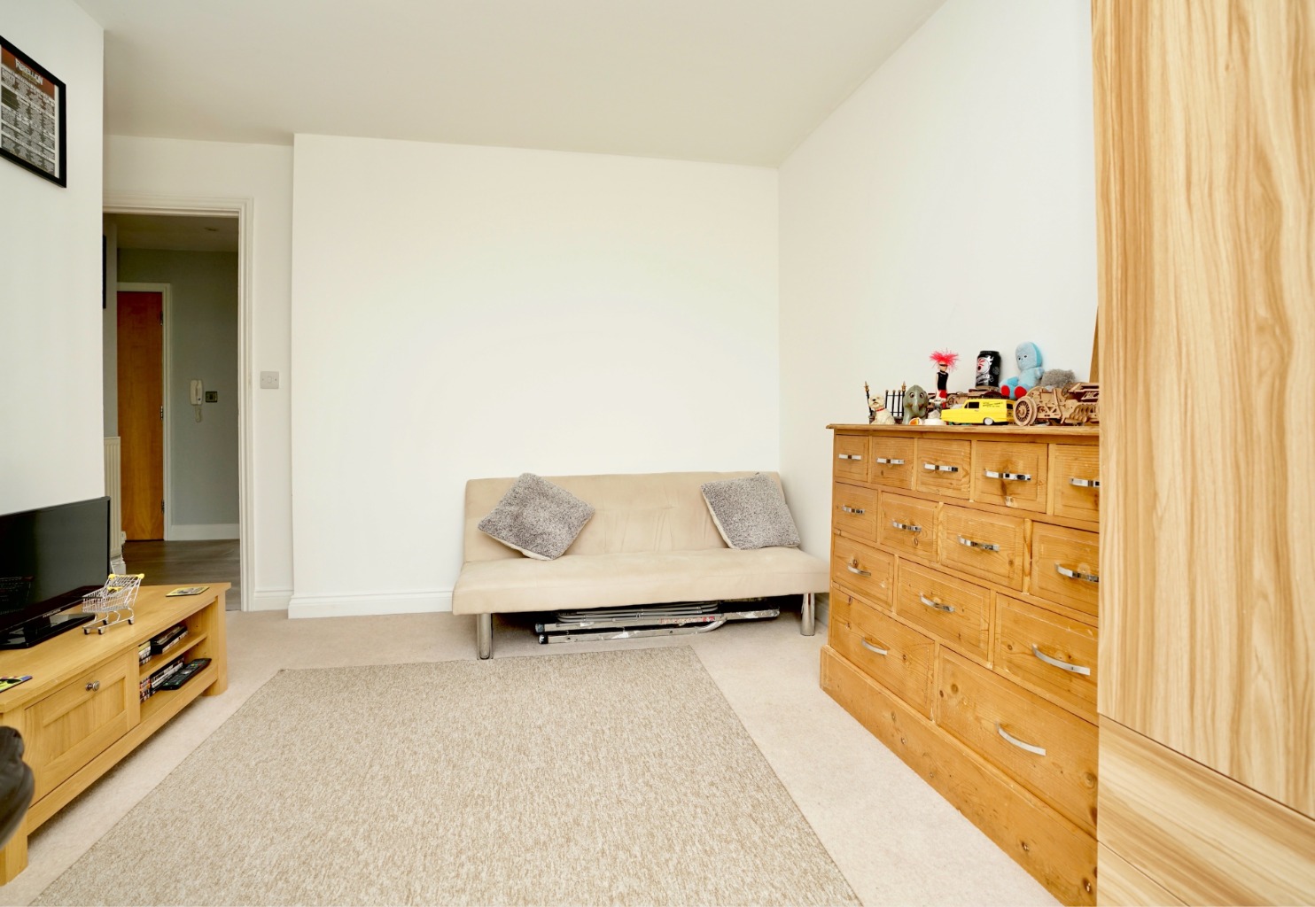 2 bed flat for sale in Leas Close, St. Ives 11