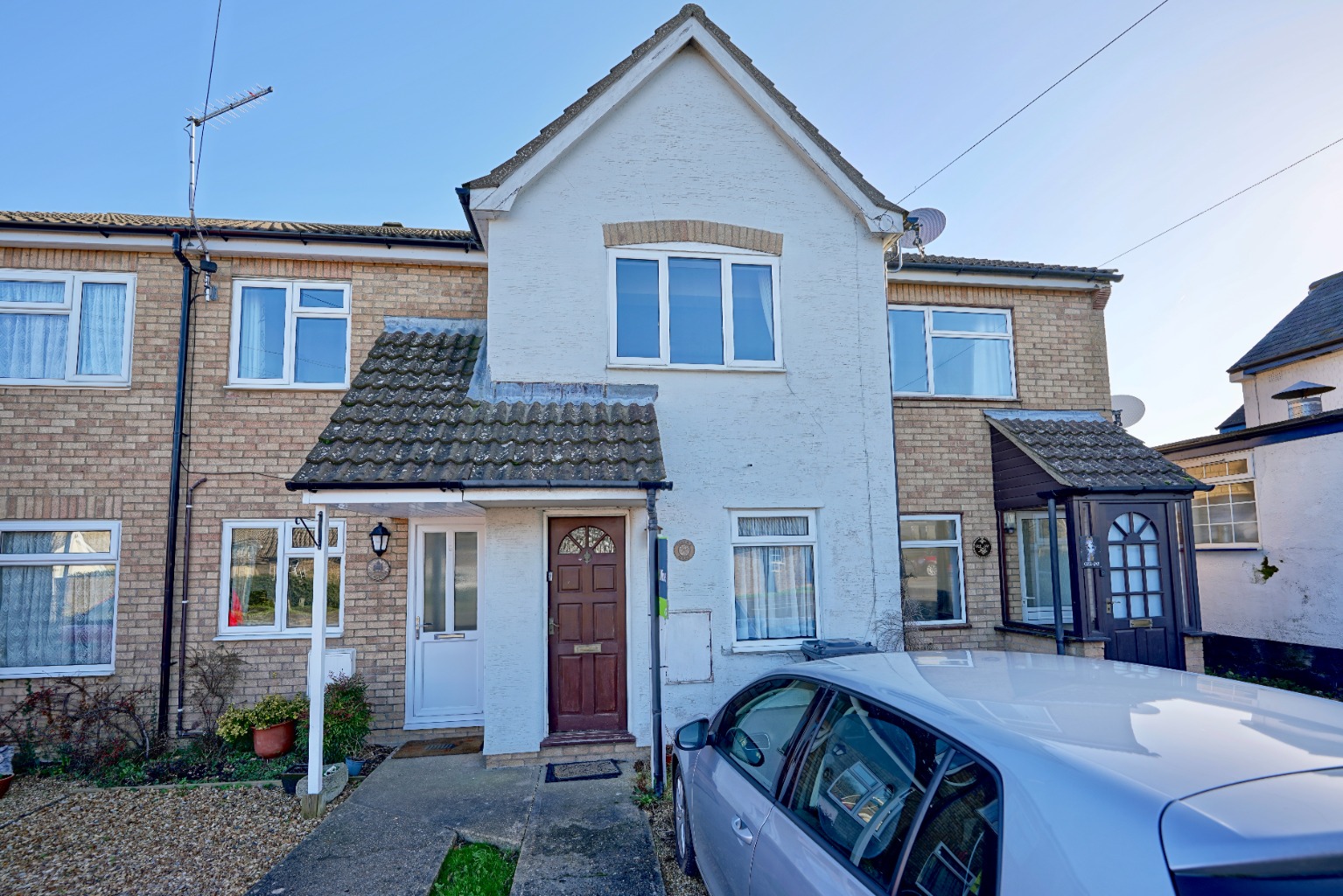 2 bed terraced house for sale in Potton Road, Huntingdon - Property Image 1