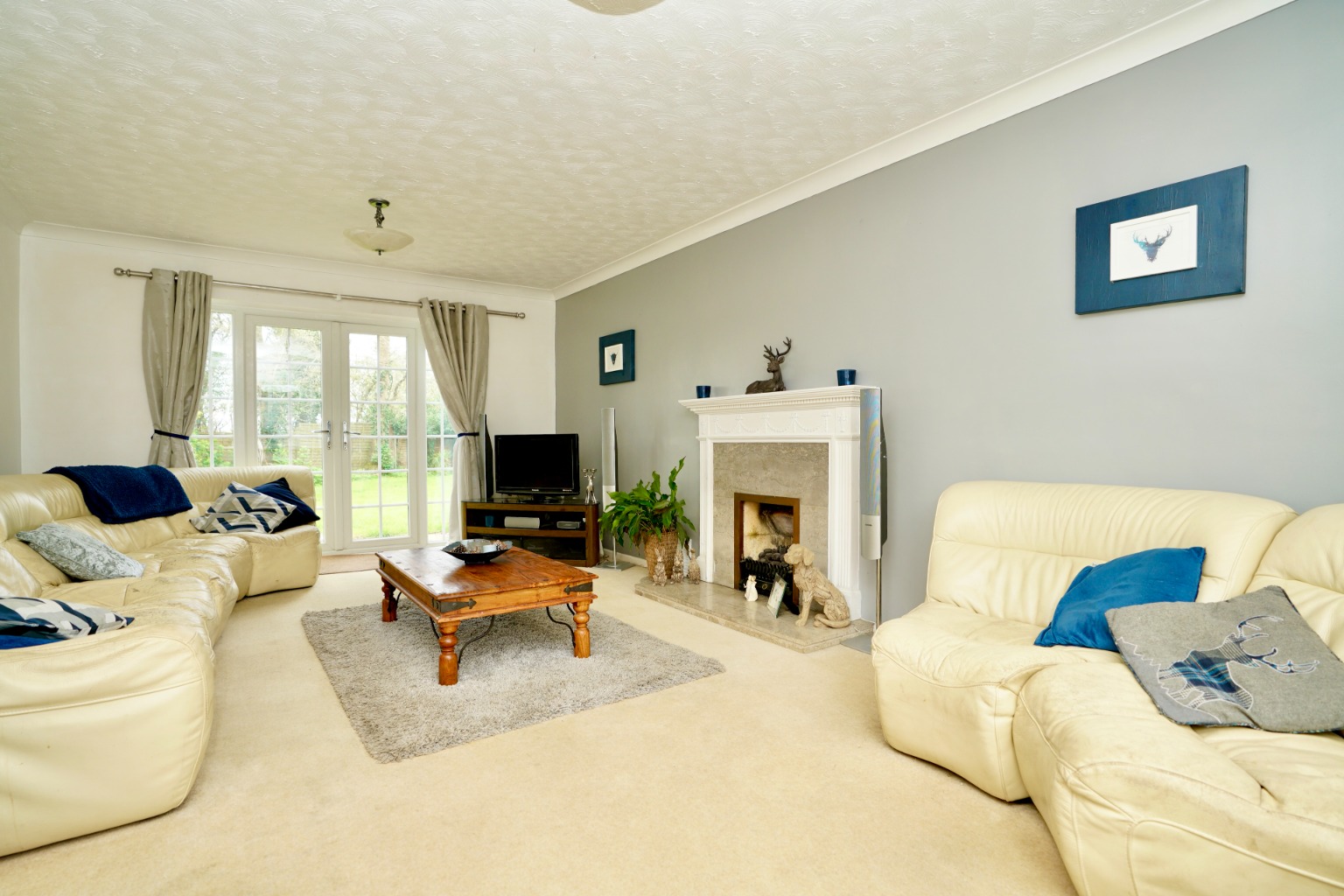 4 bed detached house for sale in Graveley Way, Huntingdon  - Property Image 5