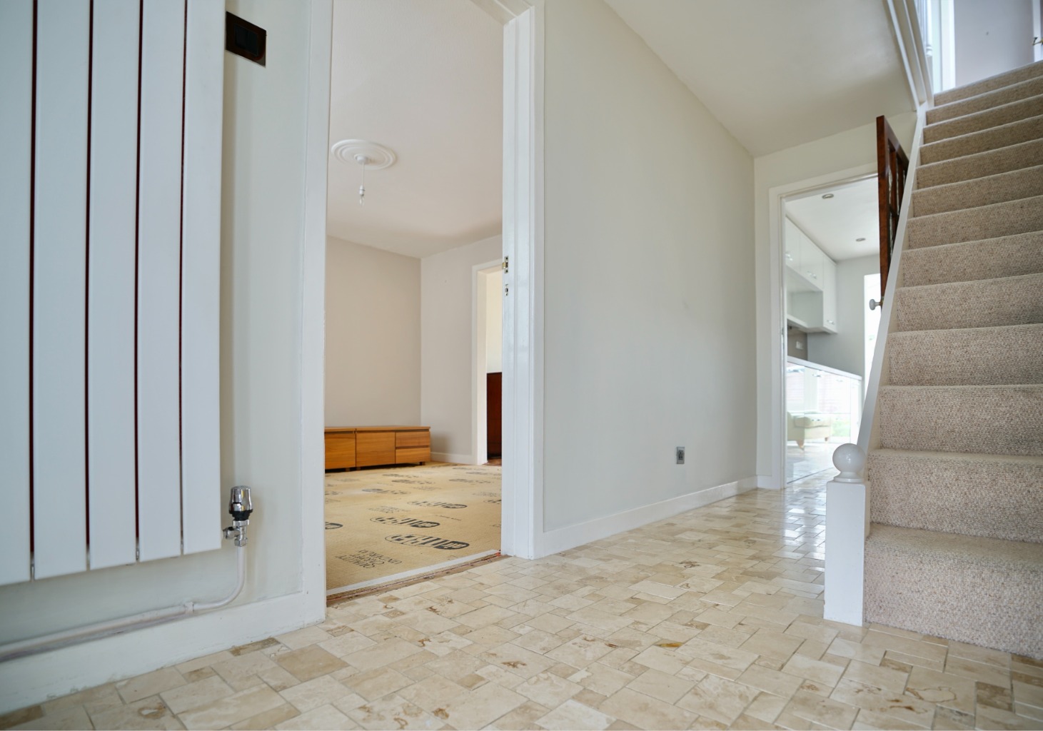 3 bed semi-detached house for sale in Leechcroft, Huntingdon 8