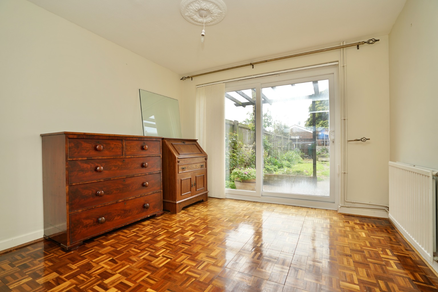 3 bed semi-detached house for sale in Leechcroft, Huntingdon 5