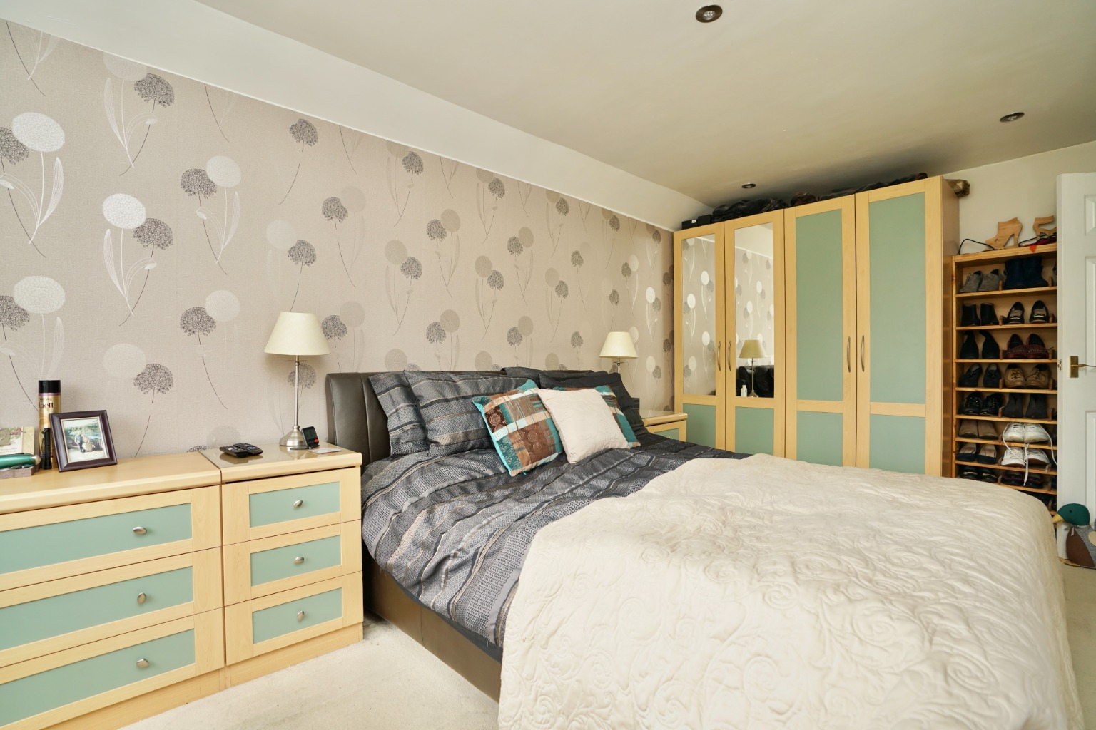 3 bed detached house for sale in Colne Road, Huntingdon 8