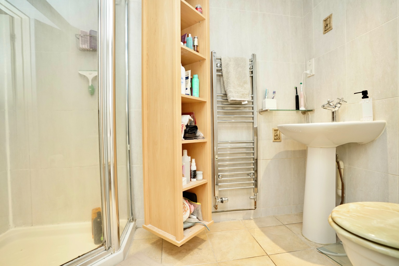 3 bed detached house for sale in Colne Road, Huntingdon 9