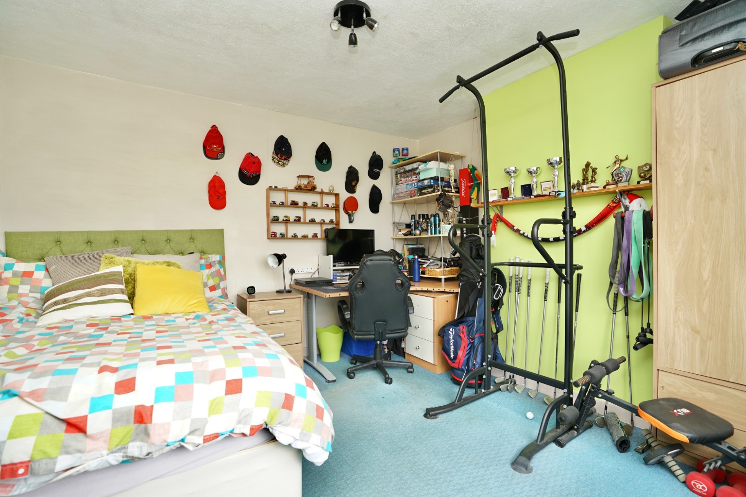 3 bed detached house for sale in Colne Road, Huntingdon 11