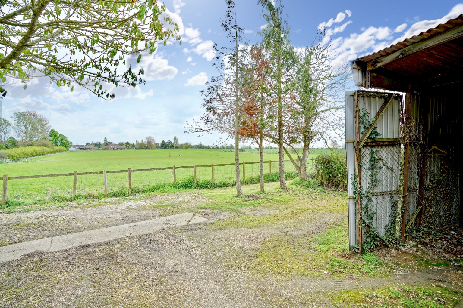 3 bed detached house for sale in Colne Road, Huntingdon 17