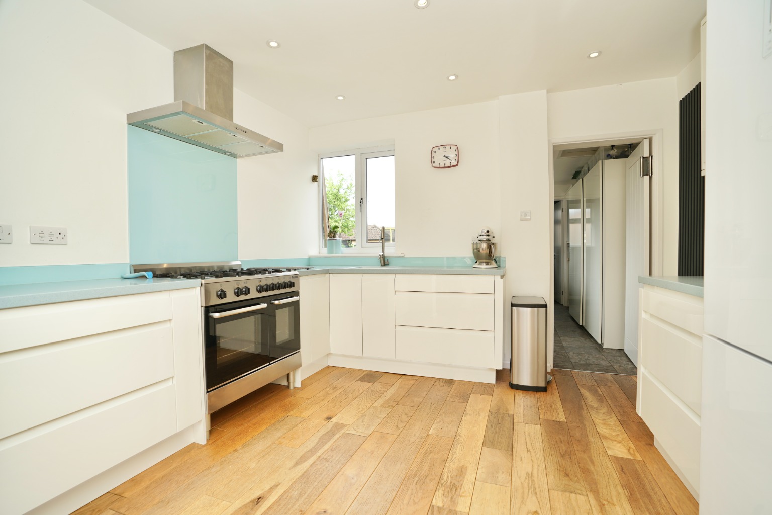 4 bed terraced house for sale in Green Leys, St. Ives 2