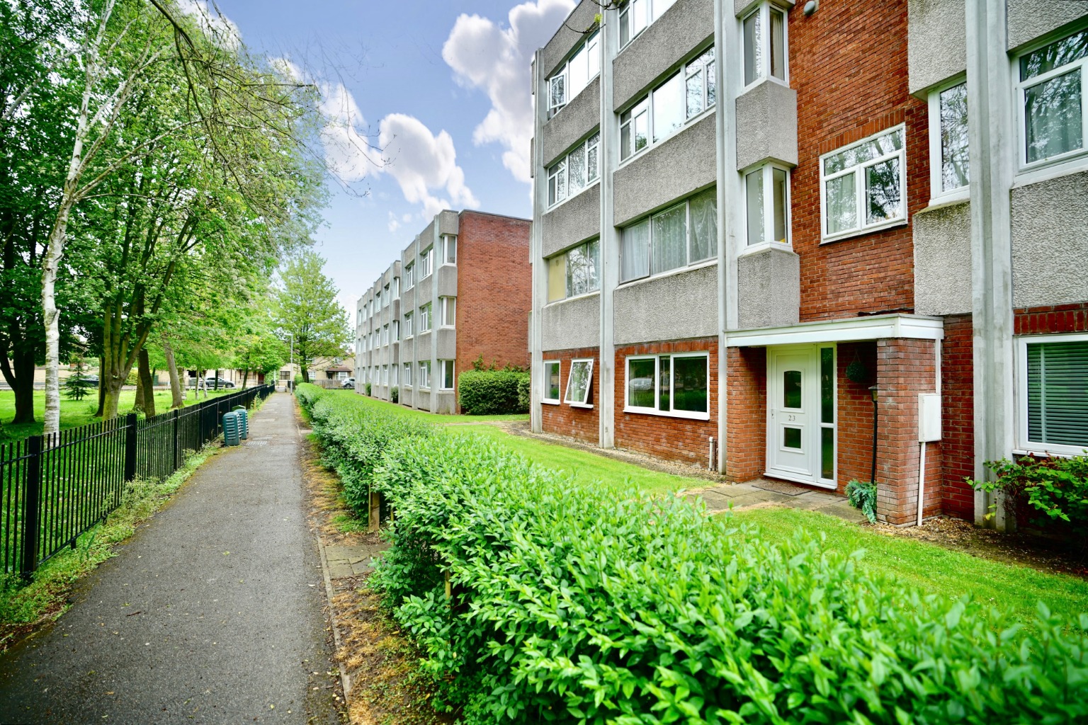 2 bed ground floor flat for sale in Grammar School Walk, Huntingdon  - Property Image 12