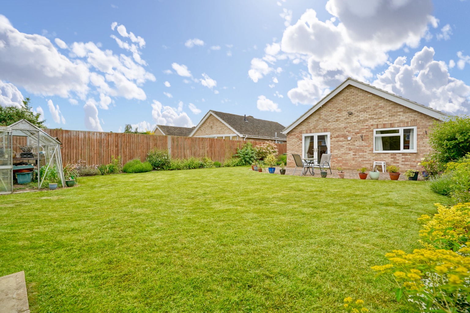 3 bed detached bungalow for sale in Ashton Close, St Ives  - Property Image 11