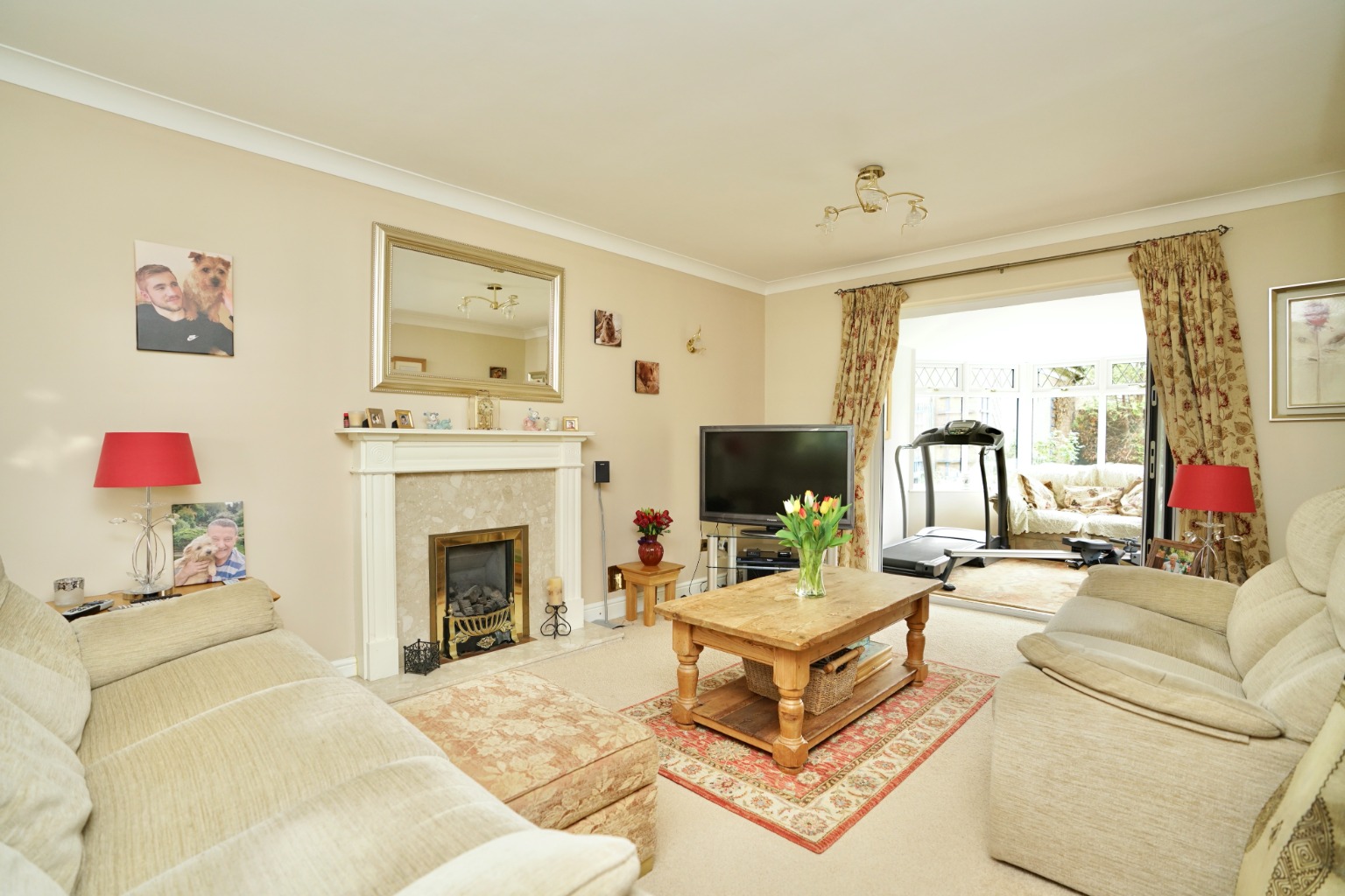 3 bed detached house for sale in Bluegate, Huntingdon 1