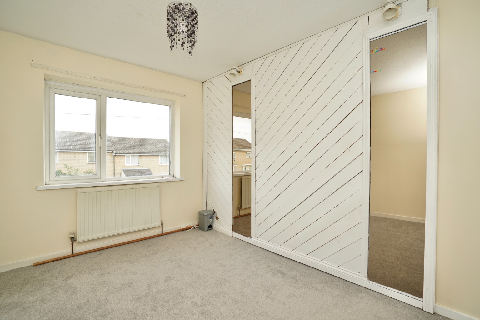 3 bed terraced house for sale in Shelley Close, Huntingdon  - Property Image 7