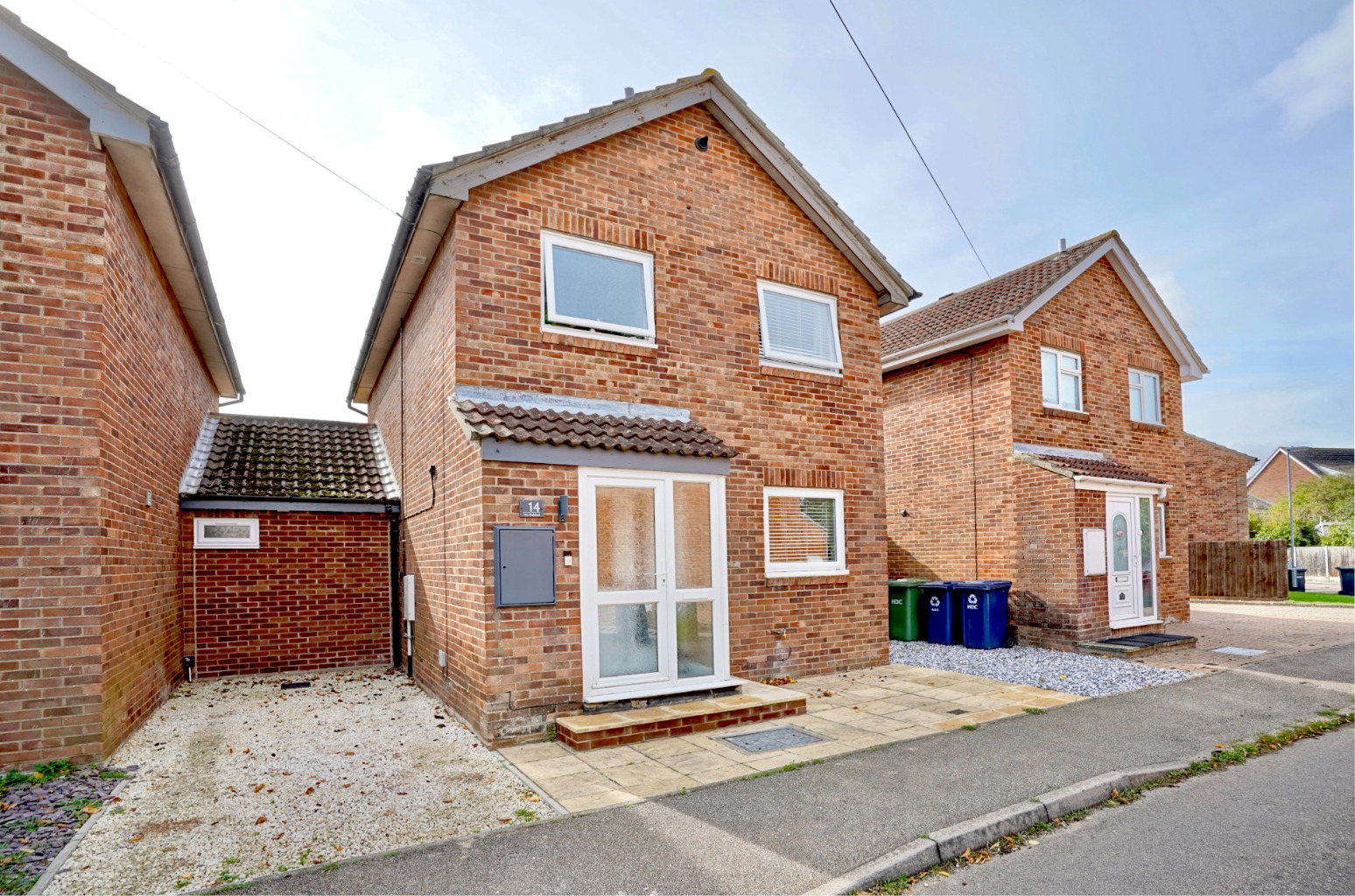 3 bed link detached house for sale in The Paddock, Huntingdon  - Property Image 1