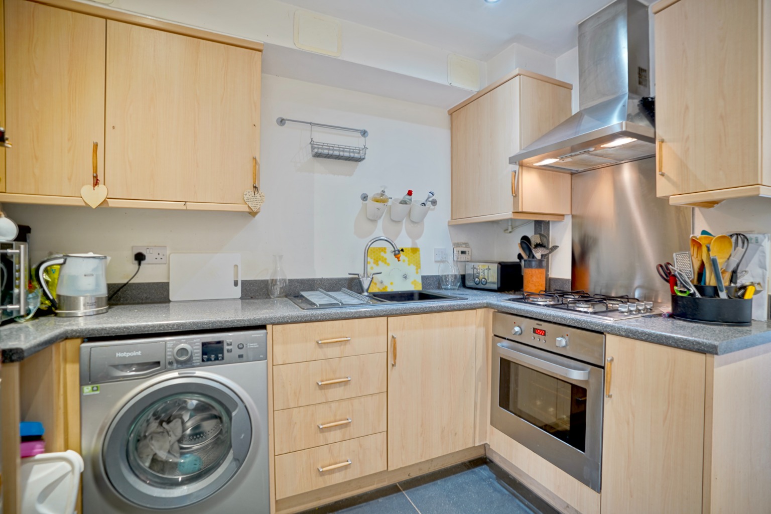 2 bed terraced house for sale in Ruston Close, Huntingdon 1