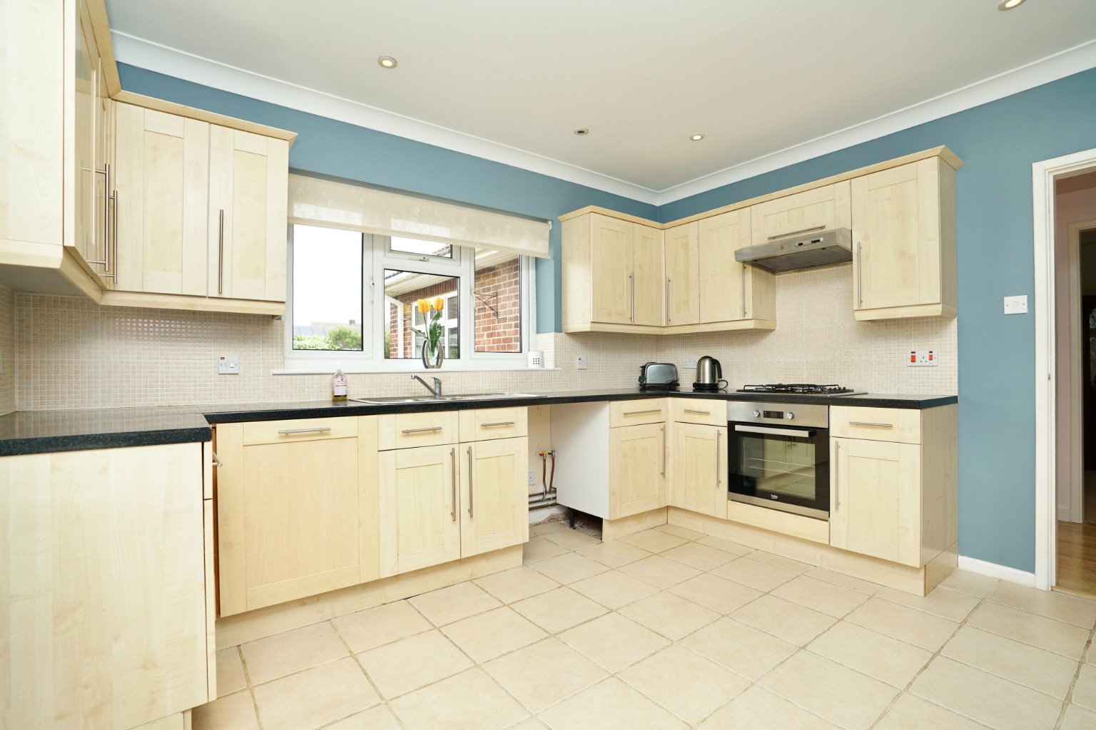 3 bed detached bungalow for sale in Desborough Road, Huntingdon  - Property Image 3