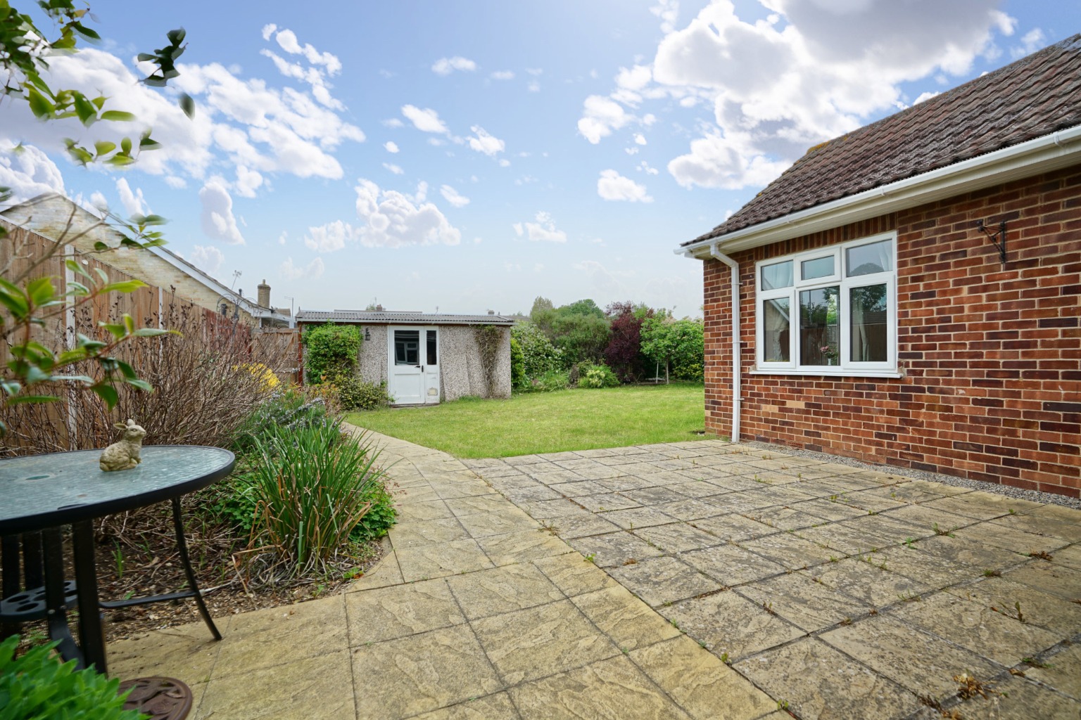 3 bed detached bungalow for sale in Desborough Road, Huntingdon  - Property Image 10