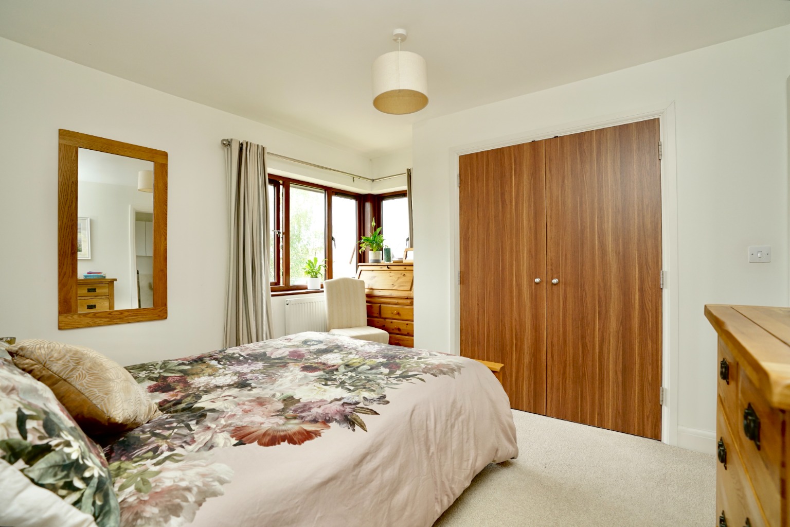 3 bed end of terrace house for sale in Garner Close, Huntingdon  - Property Image 9
