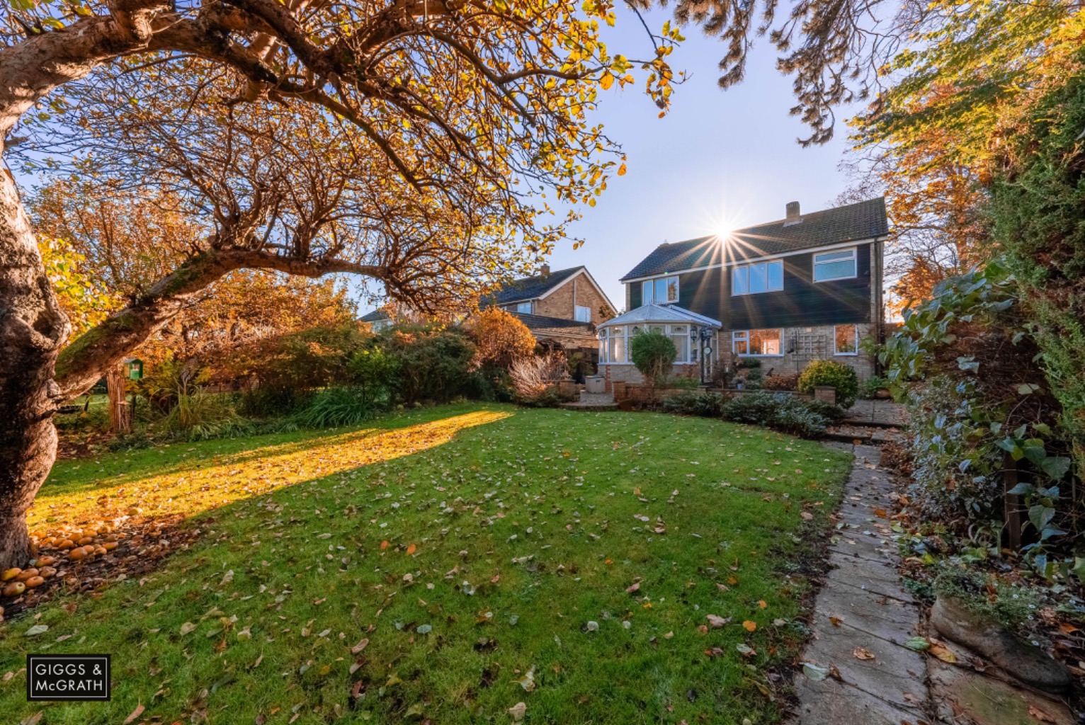 4 bed detached house for sale in Houghton Road, St. Ives  - Property Image 9