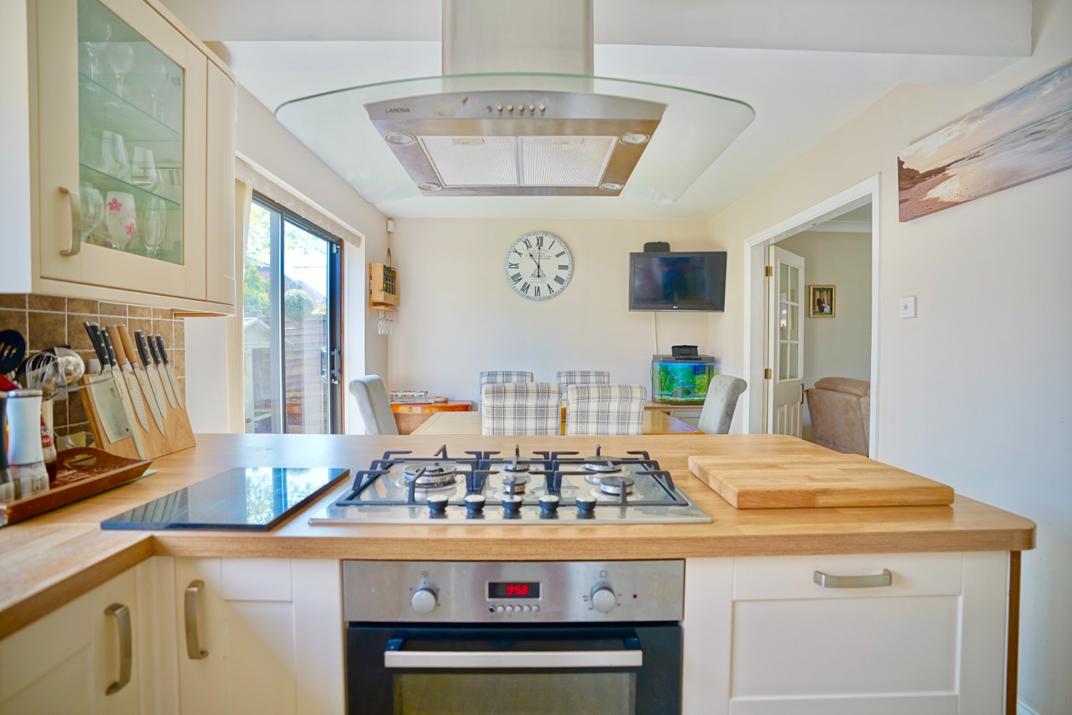 4 bed detached house for sale in Lake Way, Huntingdon  - Property Image 5