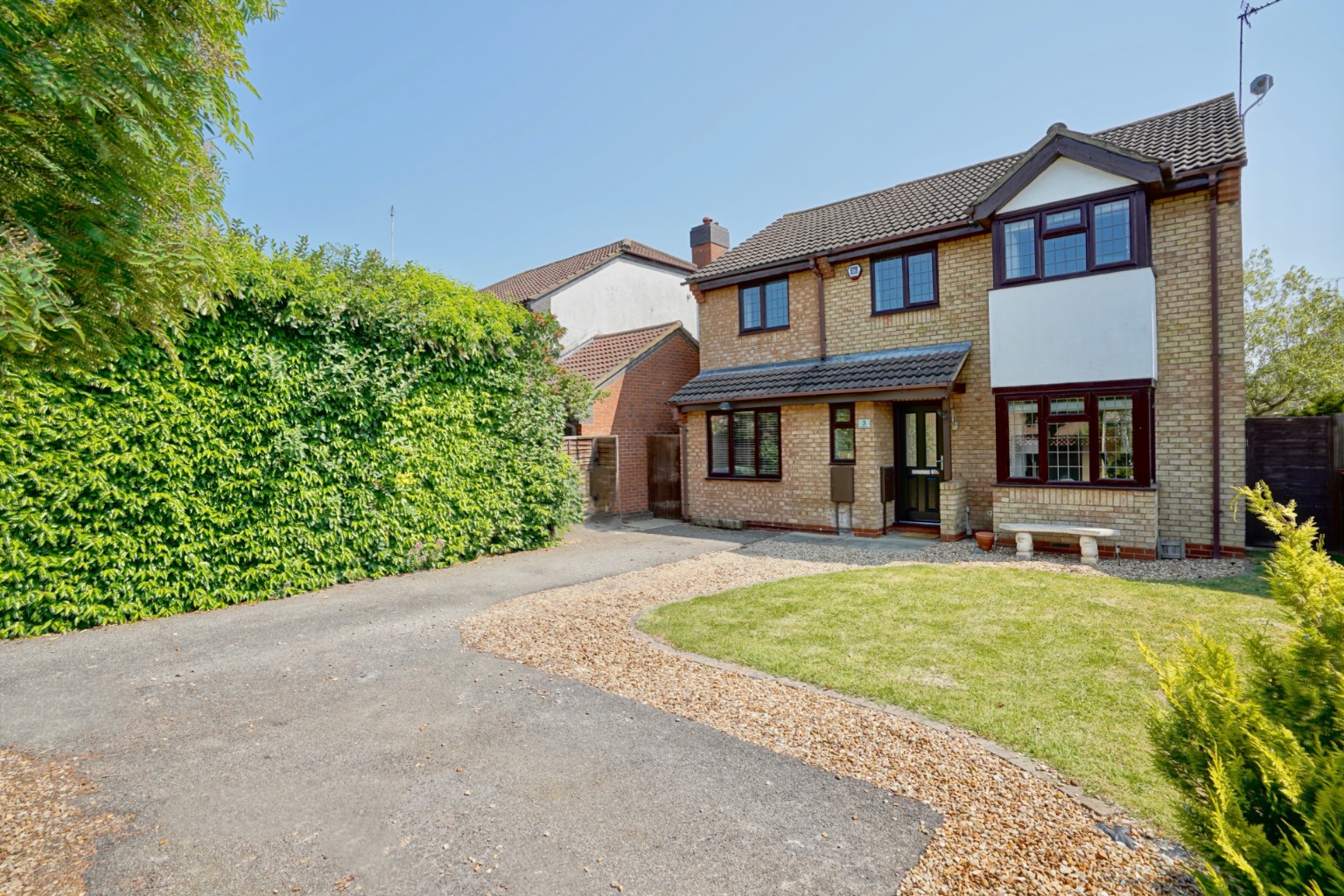 4 bed detached house for sale in Lake Way, Huntingdon - Property Image 1
