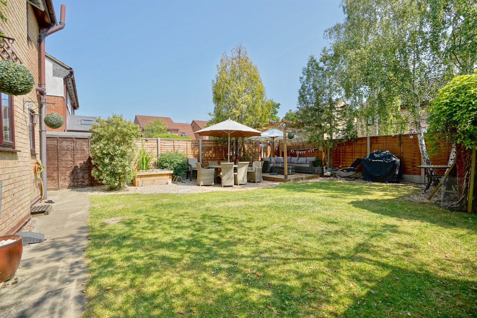 4 bed detached house for sale in Lake Way, Huntingdon  - Property Image 4